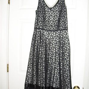TAHARI Arthur S. Levine Black Lace Dress - Size 4